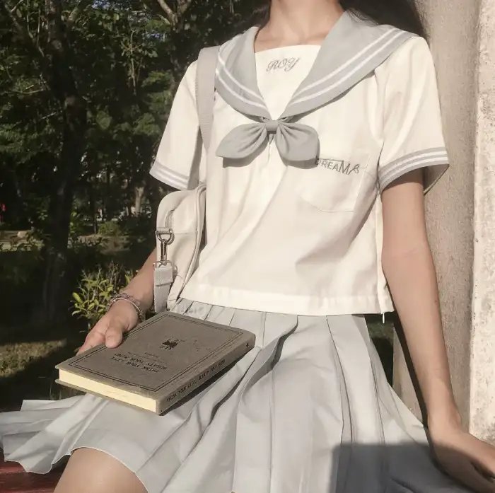 比安布林更黑